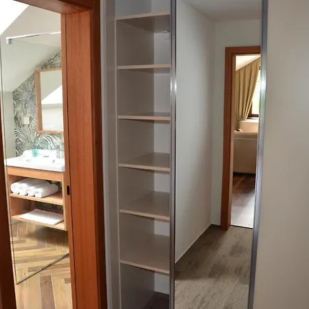 Floravilla Pensionat 3*