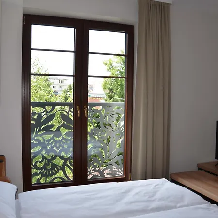 Floravilla Gasthuis 3*
